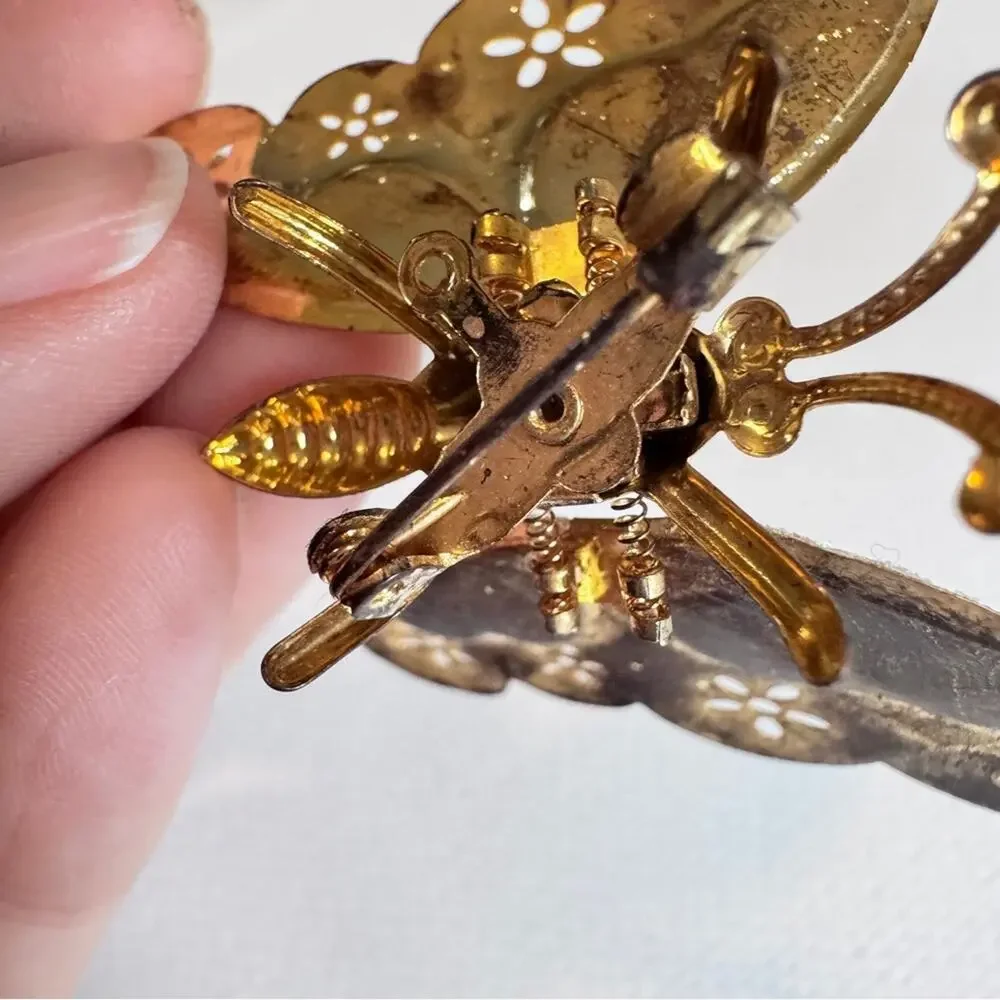 Vintage Gold Tone White Glitter Butterfly Brooch W/ Springs Moving Wings Estate